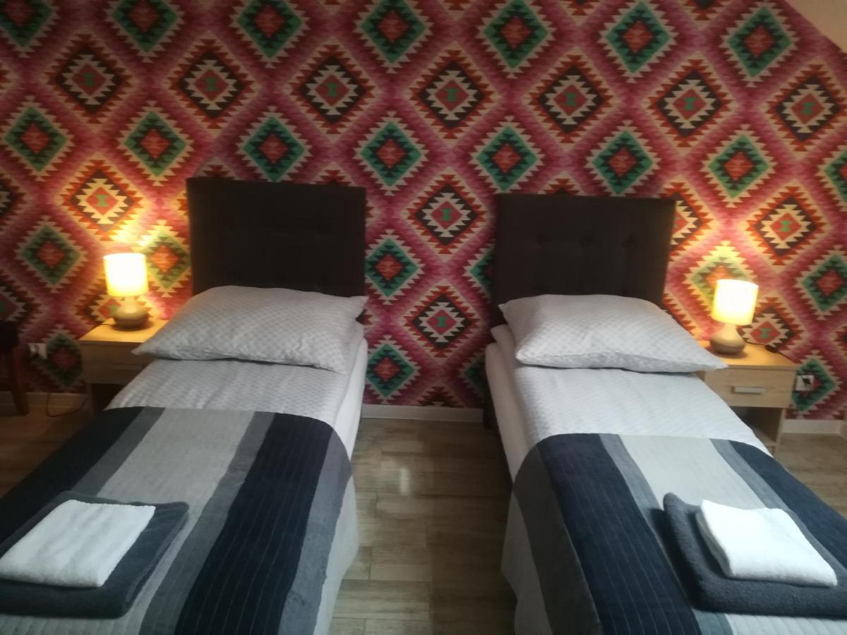 Apart-Noclegi Siemiatycze Exteriör bild